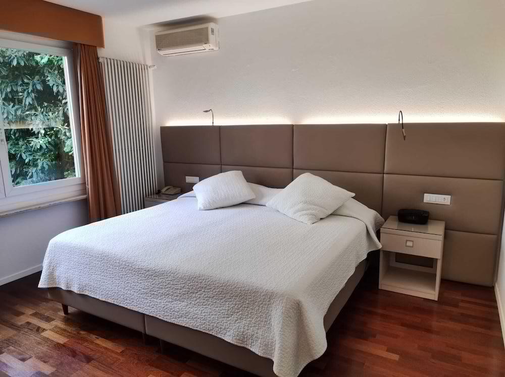 Hotel Campione Биссоне Экстерьер фото