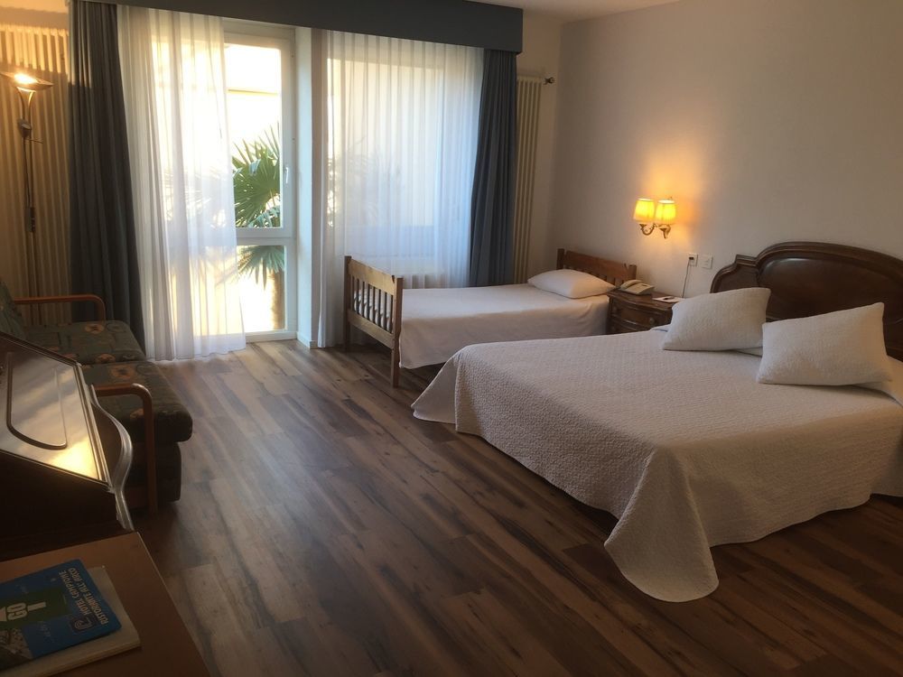 Hotel Campione Биссоне Экстерьер фото